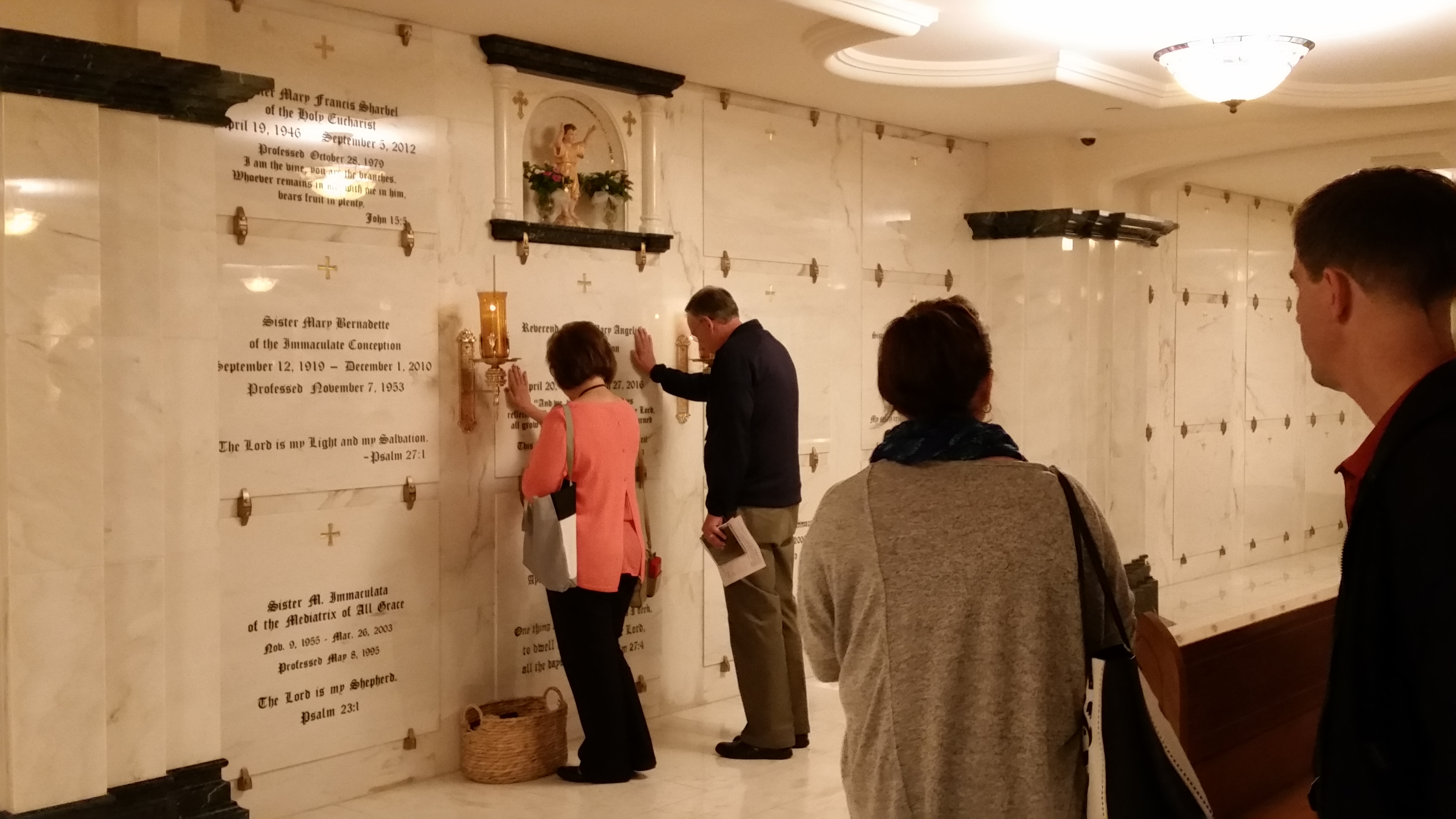 Shrine of the Most Blessed Sacrament Visiting Mother Angelica's Tomb